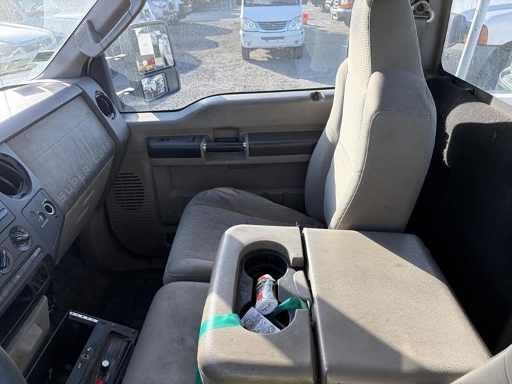 2008-ford-f250-image-14