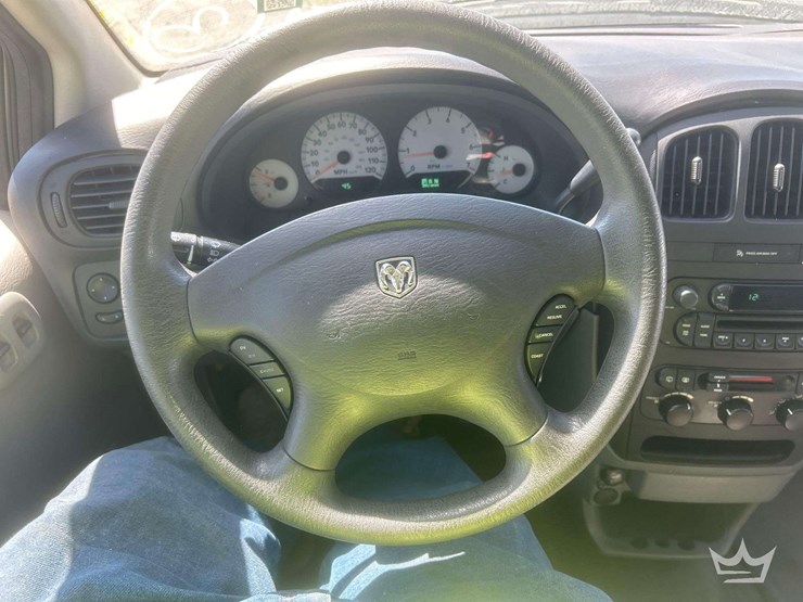 2006-dodge-grand-carvan-van-image-13