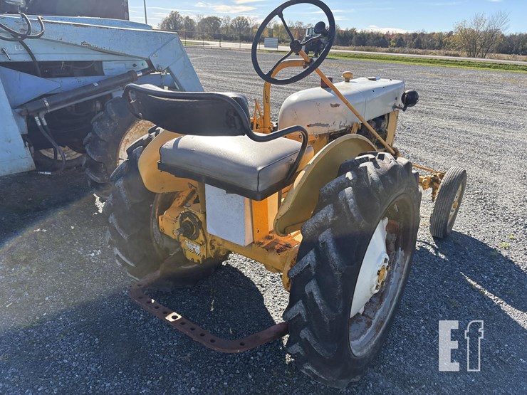 1965-international-cub-lo-boy-image-11