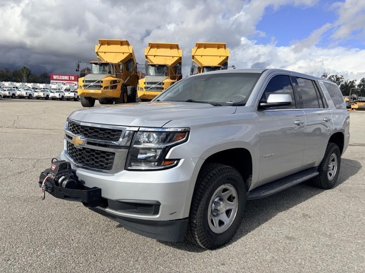 2019-chevrolet-tahoe-image-1