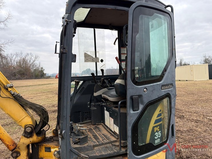 komatsu-pc35mr-image-14