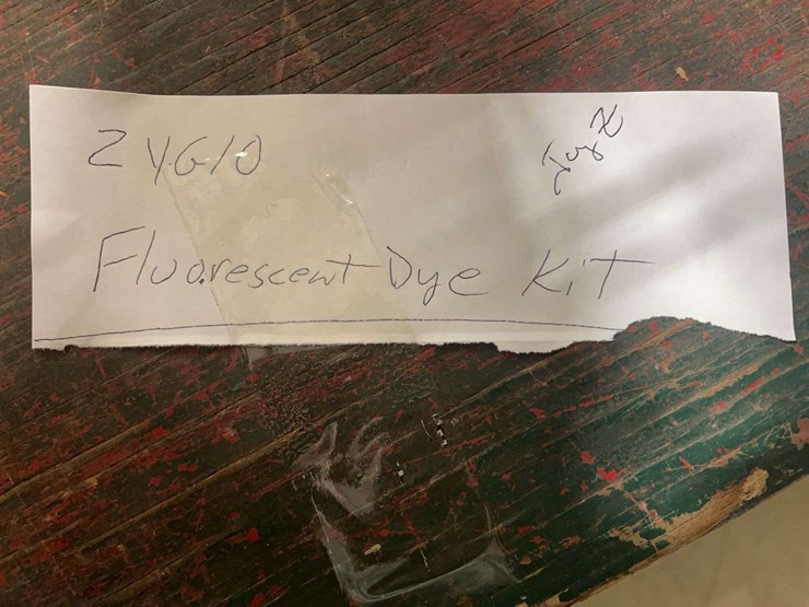 fluorescent-dye-penetrant-kit-image-6