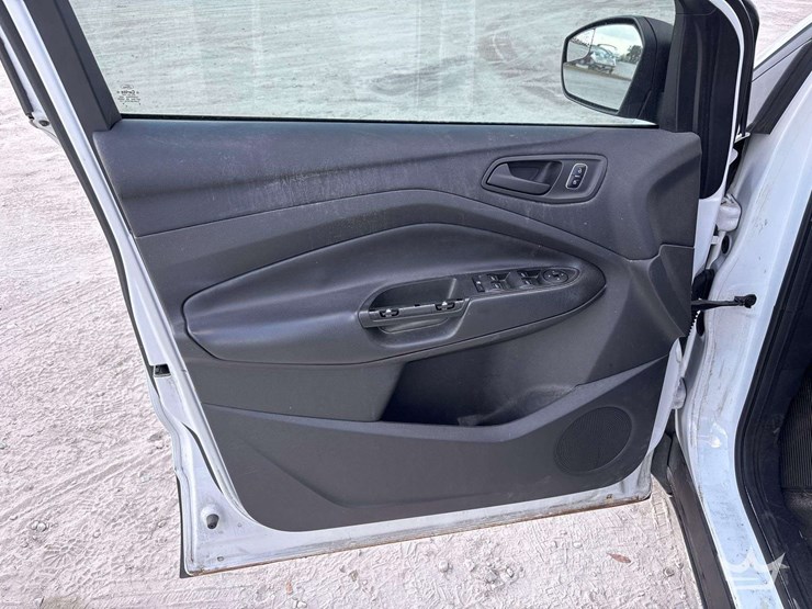 2017-ford-escape-image-11