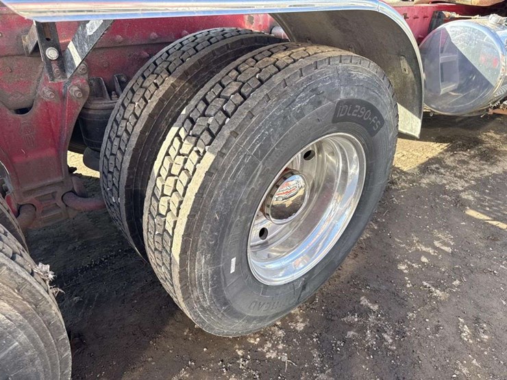 1991-kenworth-t400-image-12