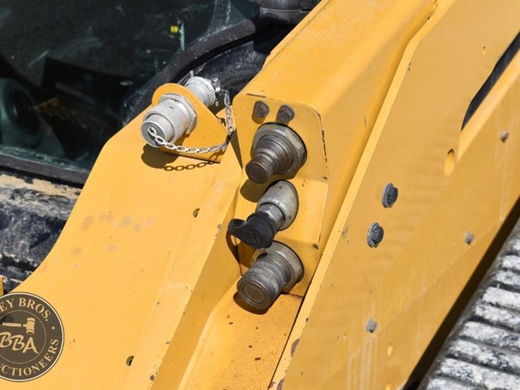 2018-caterpillar-299d2-image-31