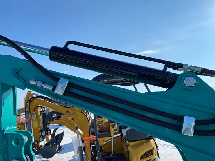 #5357-•-2026-unused-cfg-mini-excavator-image-10