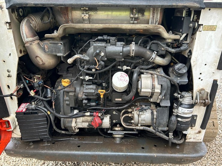 2019-bobcat-t870-image-15
