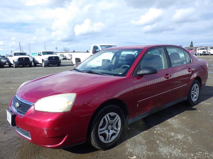2006-chevrolet-malibu-sedan-image-1