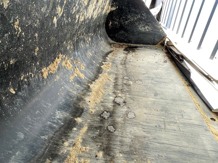 2015-john-deere-5075e-image-32