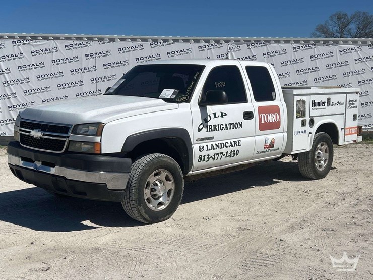 2006-chevrolet-silverado-2500hd-image-1