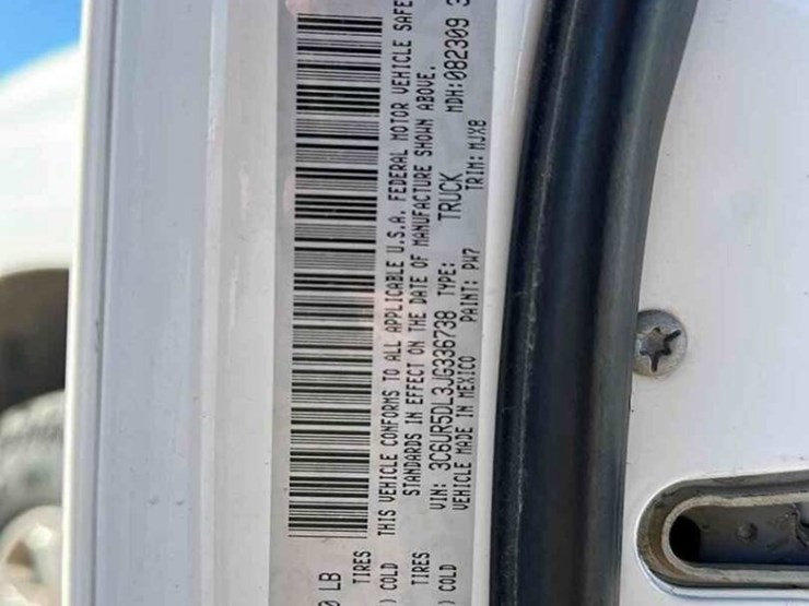 2018-dodge-2500-image-9