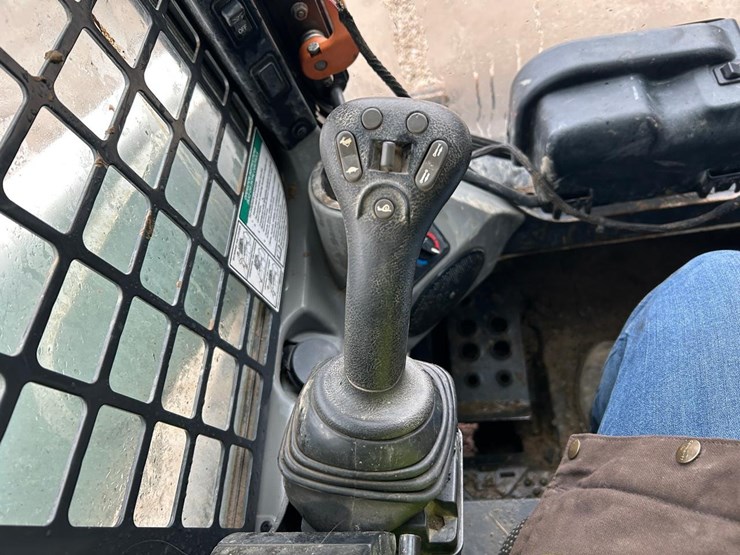 2018-bobcat-t770-image-25