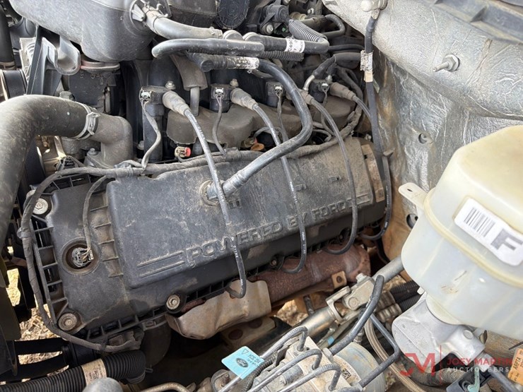 2017-ford-f350-xl-image-17