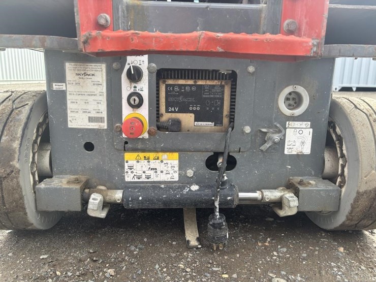 skyjack-sjiii3219-image-11