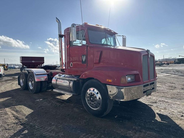 1991-kenworth-t400-image-6
