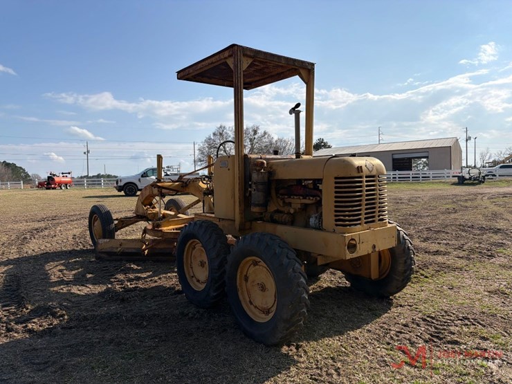 allis---chalmers-motor-grader-image-3