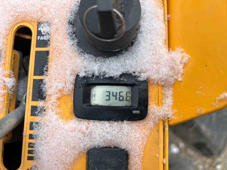 cub-cadet-pro-z-500-mower-image-11