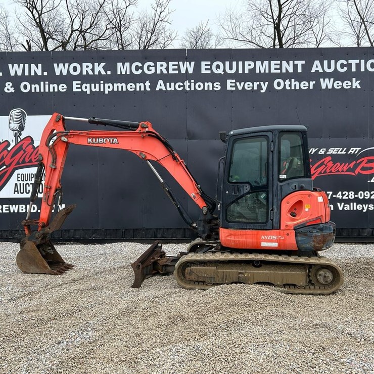 KUBOTA KX057