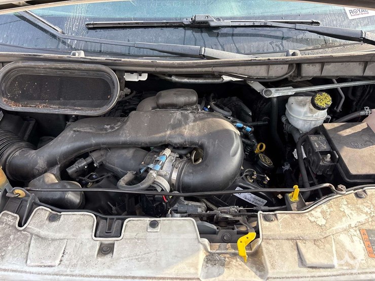 2017-ford-transit-image-30