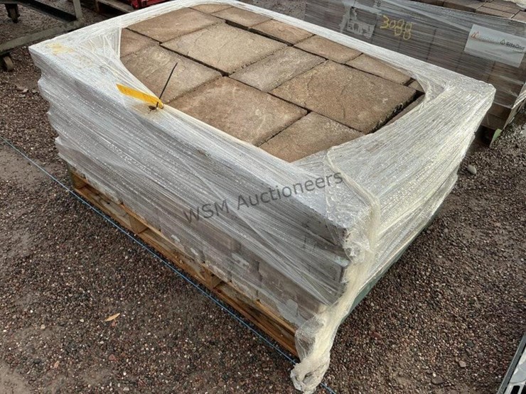 pallet-of-stone-pavers-image-2