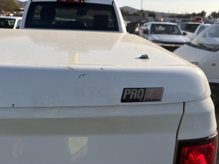 2016-dodge-2500-image-23