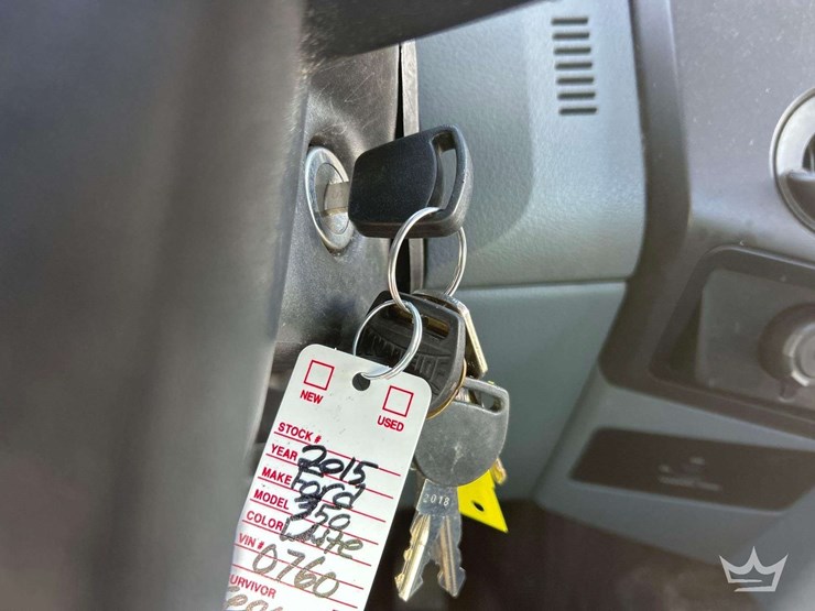 2015-ford-f350-image-39