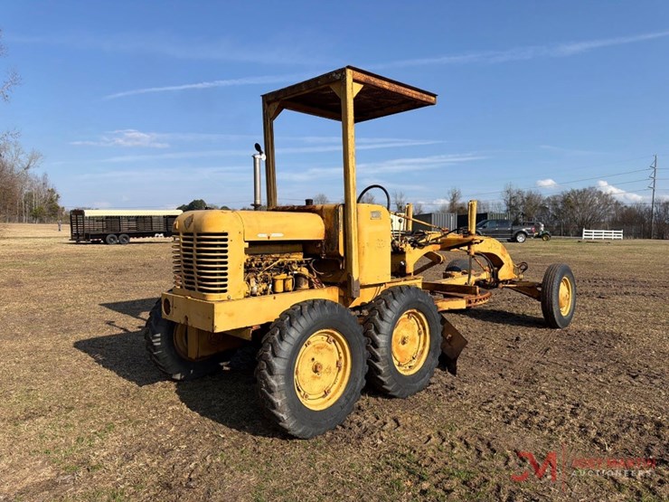 allis---chalmers-motor-grader-image-2