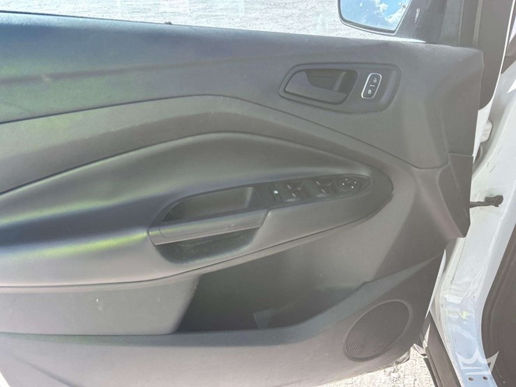 2017-ford-escape-image-11