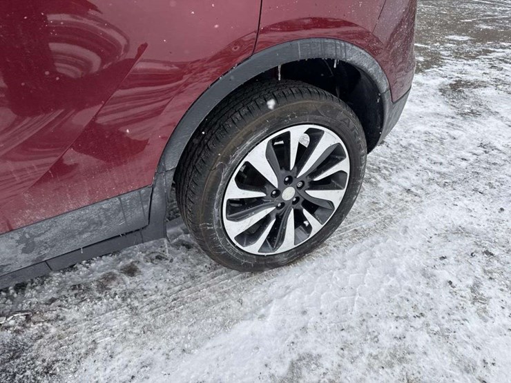 2021-buick-encore-image-9