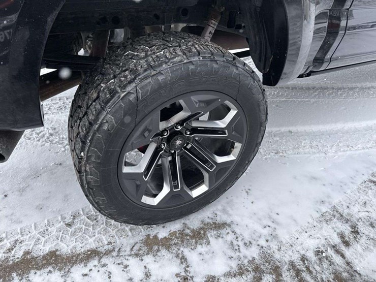 2022-ford-f150-image-10