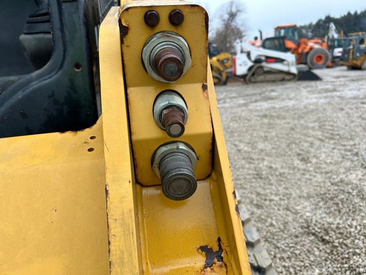 caterpillar-259d-image-11