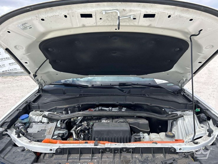 2021-ford-explorer-image-7