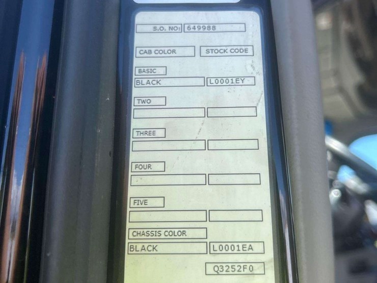 2020-peterbilt-579-image-19