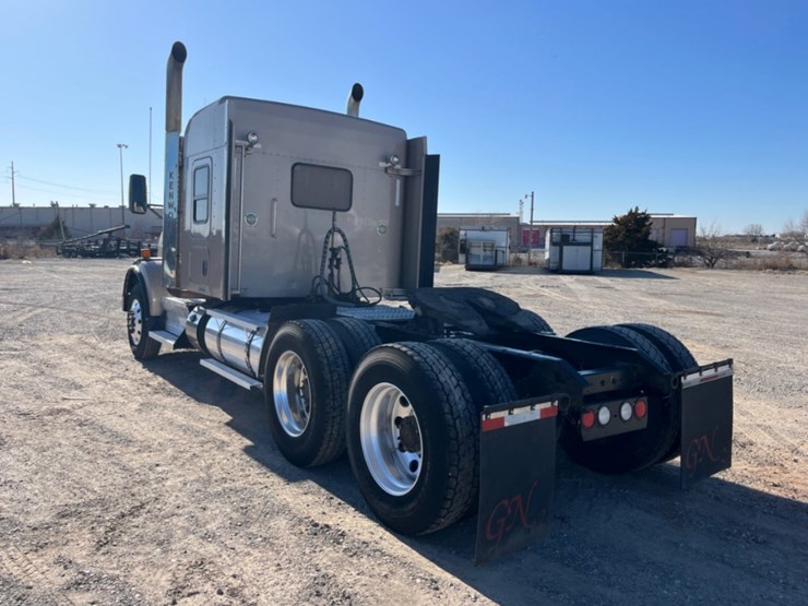 2014-kenworth-t800-image-7