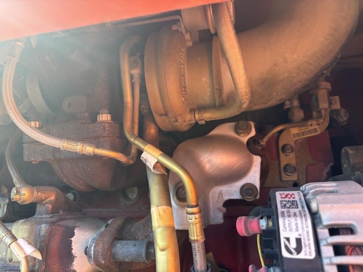 2018-jlg-8042-image-52