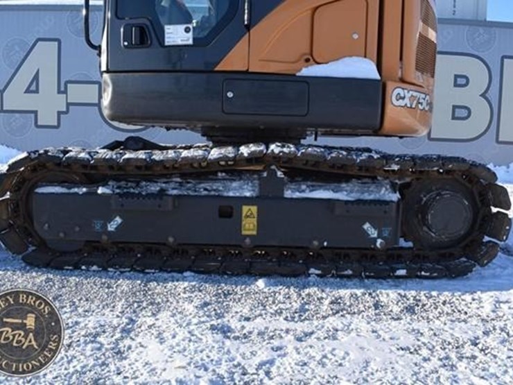 2022-case-cx75csr-image-31