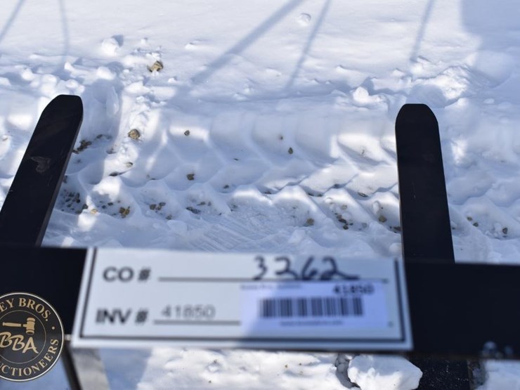 agt-industrial-pallet-fork-attachment-41850-image-6