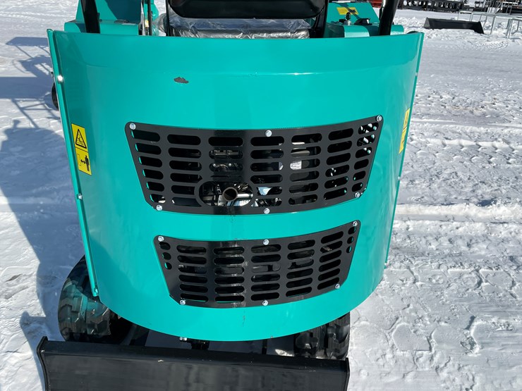 #5352-•-h15r-mini-excavator-image-12