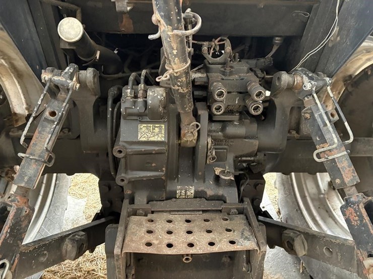 case-ih-5130-image-7