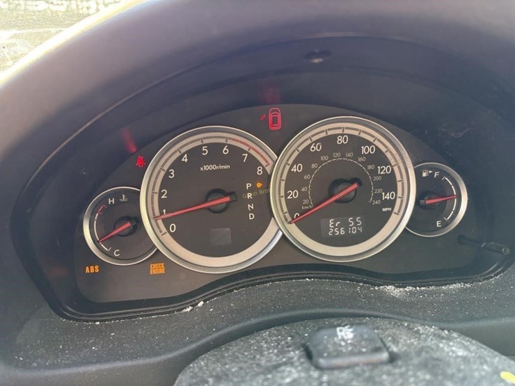 2005-subaru-outback-suv-image-10