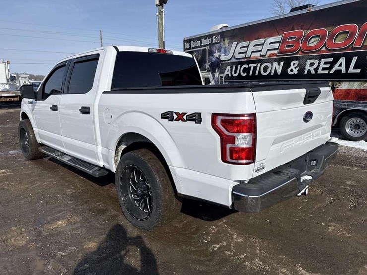 2019-ford-f150-xlt-image-3