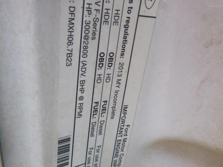 2013-ford-f550-image-36