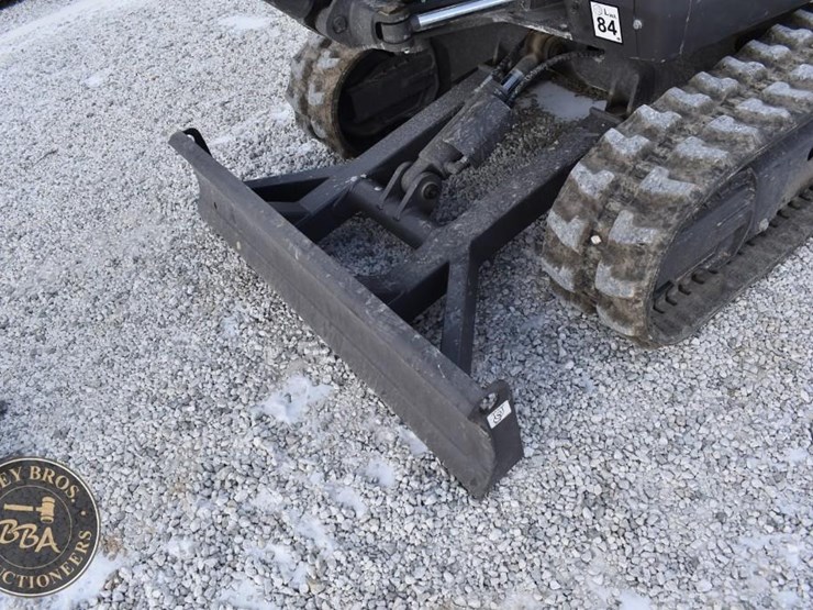 2023-volvo-ecr25-electric-image-22