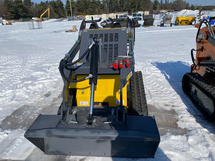 #5319-•-landhonor-mini-skid-steer-loader-image-6