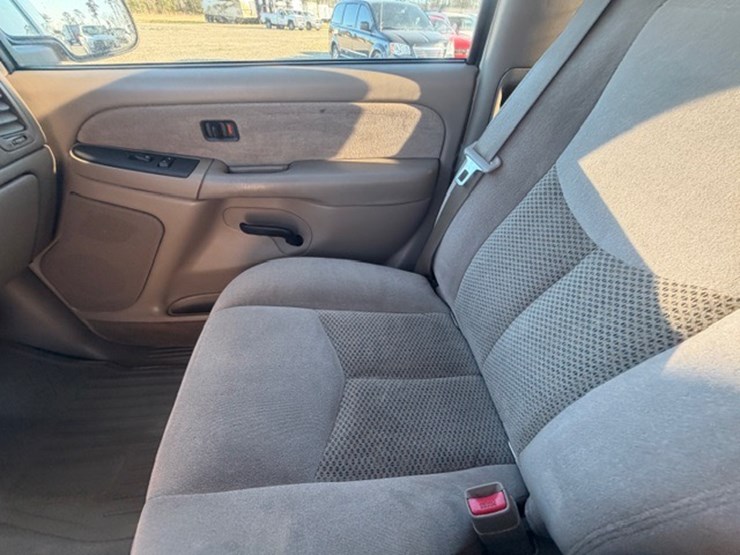 #448-•-2003-chevrolet-c1500-|-reconstructed-title-image-37