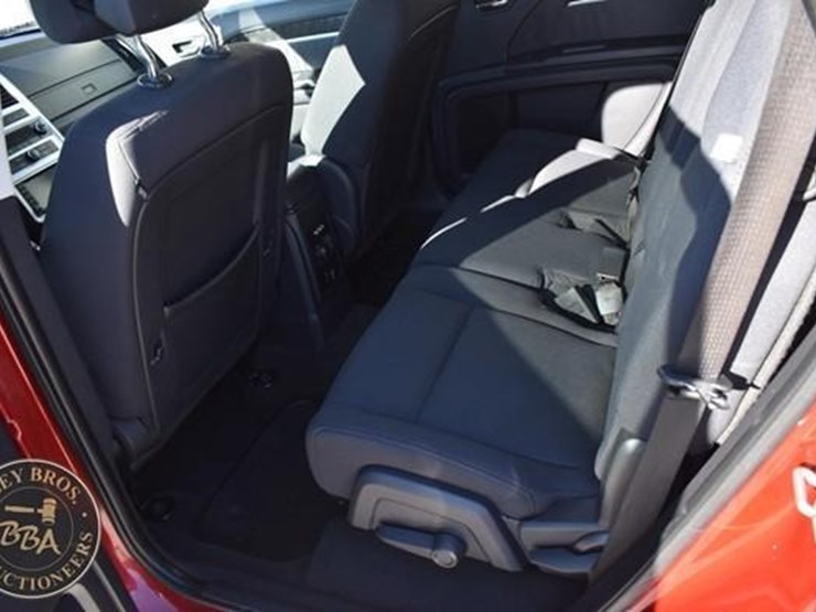 2010-dodge-journey-sxt-image-33