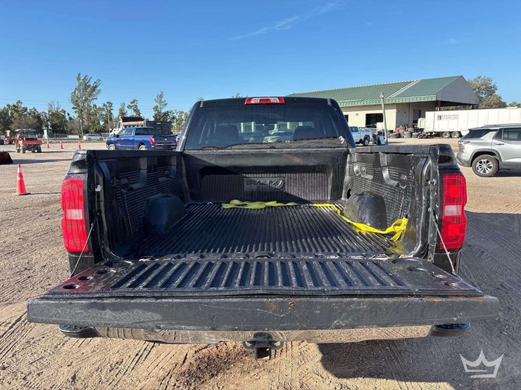 2019-chevrolet-silverado-1500-image-12