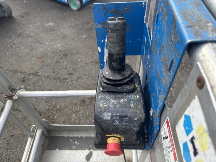 2009-genie-gr20-image-8