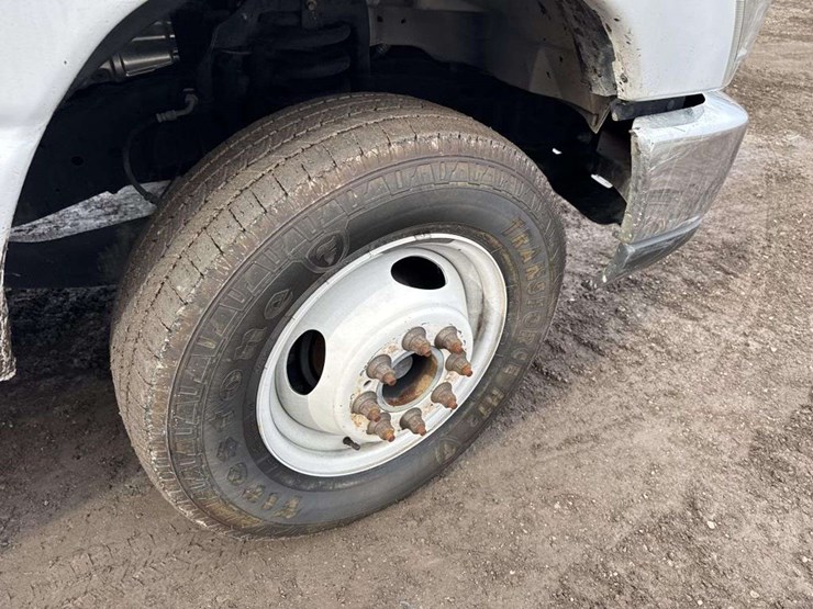 2018-ford-e450-image-11