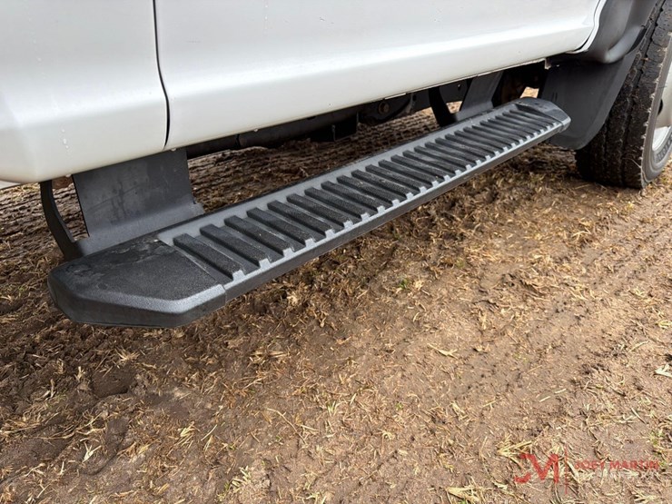 2017-ford-f550-image-16